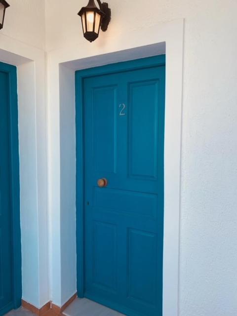 Manousos Rooms Adámas Eksteriør bilde